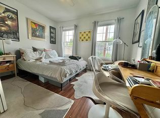 705 Grand St APT 2B, Brooklyn, NY 11211