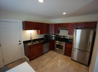 39 Pearl St, Bangor, ME 04401