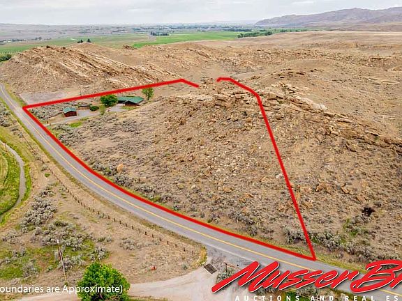2nd image of 180 Sage Creek Rd