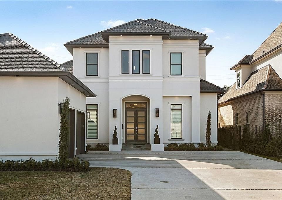 1st image of 118 Oaktree Dr