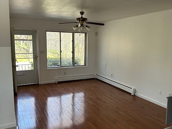 3rd image of 32 Sylva Ln #32A