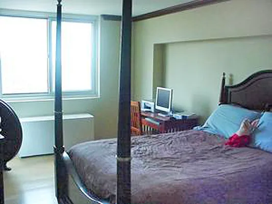 Sold by Corcoran | media 6