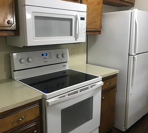 4th image of 342 Somerset Pl #342