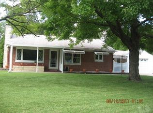 800 Blackhawk Blvd, Burlington, IA 52601