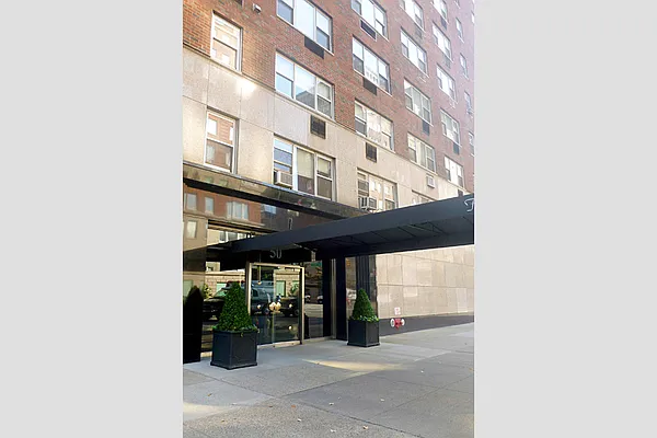 Sold by Stribling | media 22