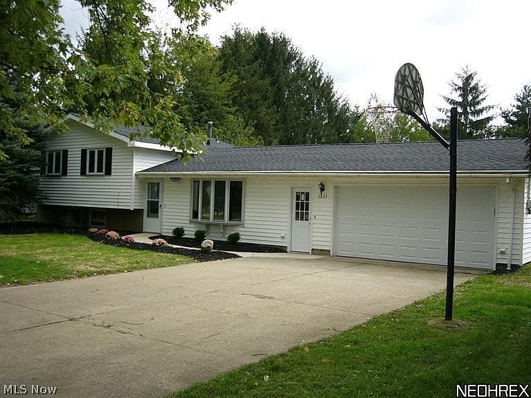 1st image of 1233 Kay Ave