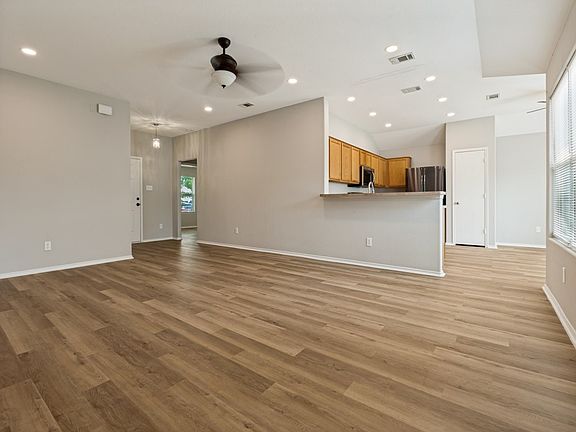 5th image of 7832 Kansas Ave