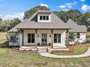 180 Browning Dr, Flora, MS 39071