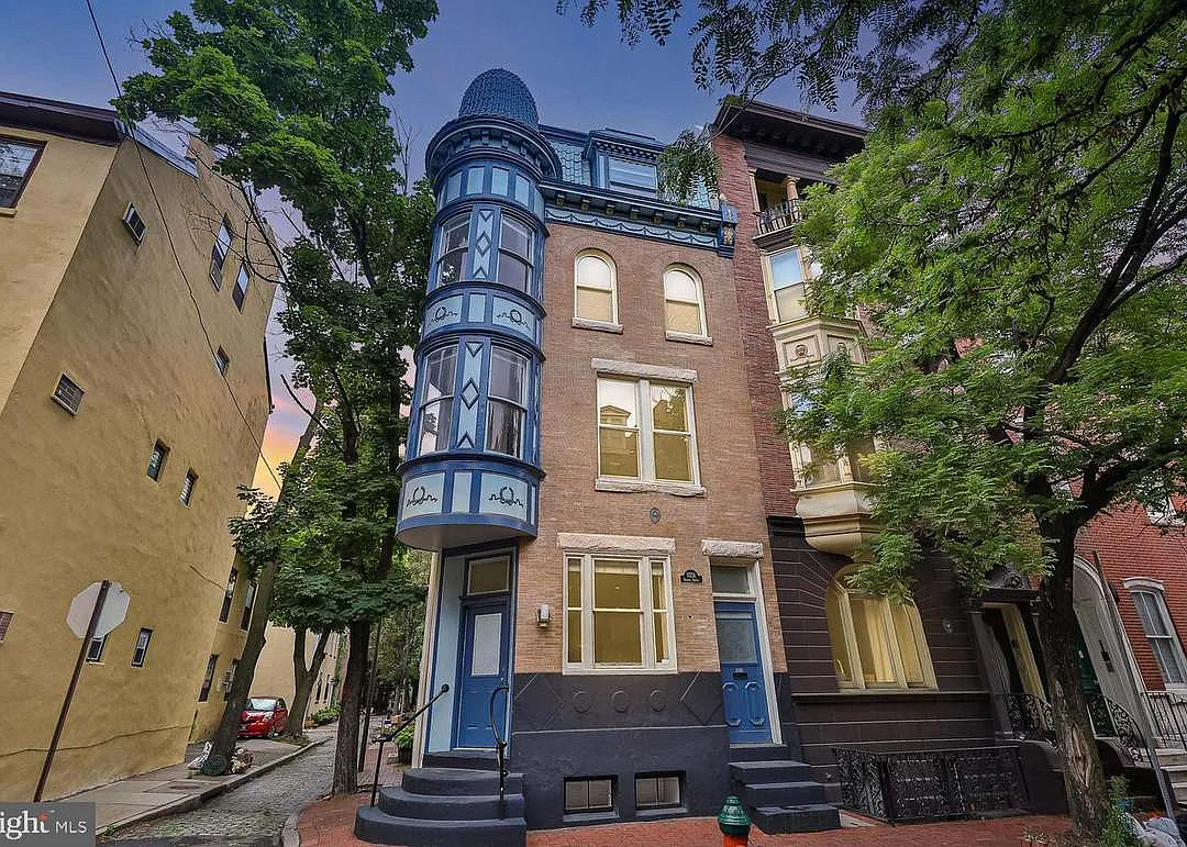 1 bed, 905 sqft, $2,425 — Photo 1