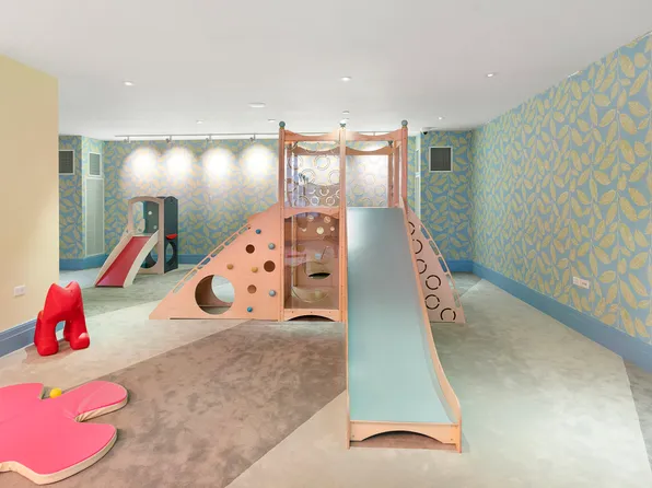 100 Barclay Street image 15 of 18