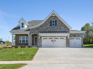 321 Friendly Ave, Nicholasville, KY 40356