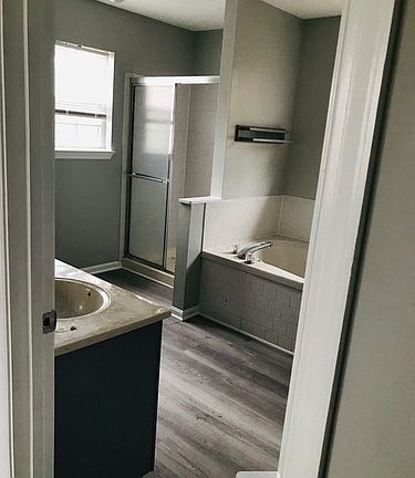 5th image of 9606 Mount Laurel Ct