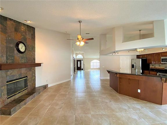 4th image of 1649 Lynsfield Ct