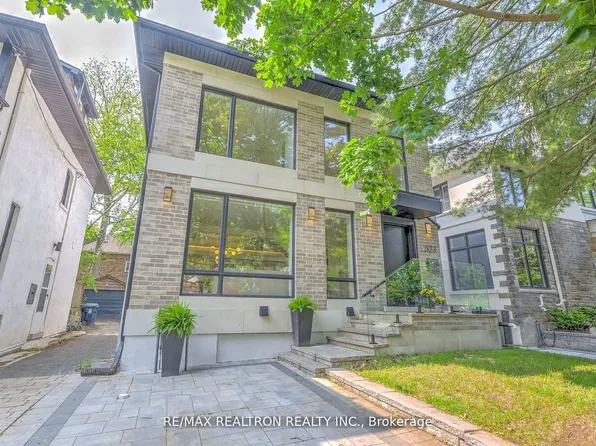 523 Briar Hill Ave, Toronto, ON M5N 1N1