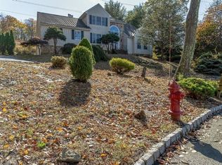 11 Rebecca Ct, Randolph, NJ 07869