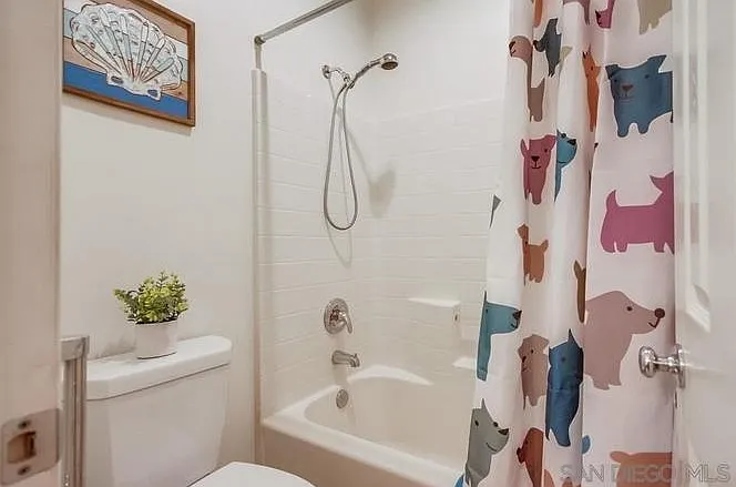 913 Glendora Dr — Photo 17