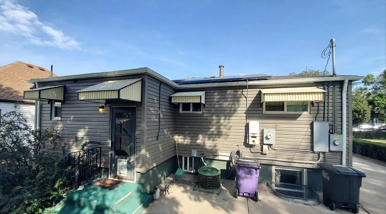 1125 S Dale Ct — Photo 1