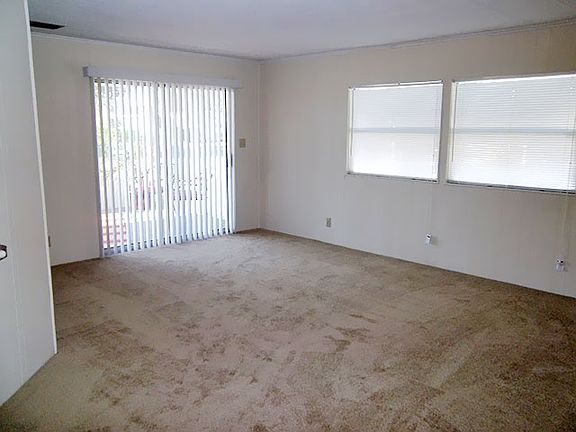 3rd image of 668 San Juan Bay