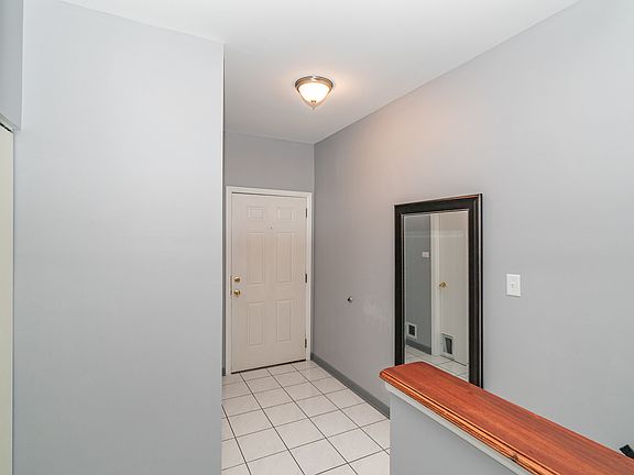 2nd image of 16503 Oxford Dr