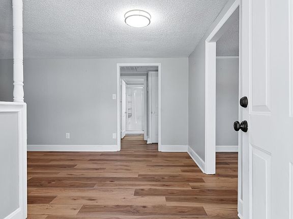 3rd image of 127 Moosehart Ave