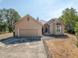 4422 Colonial Rd, Roseburg, OR 97471