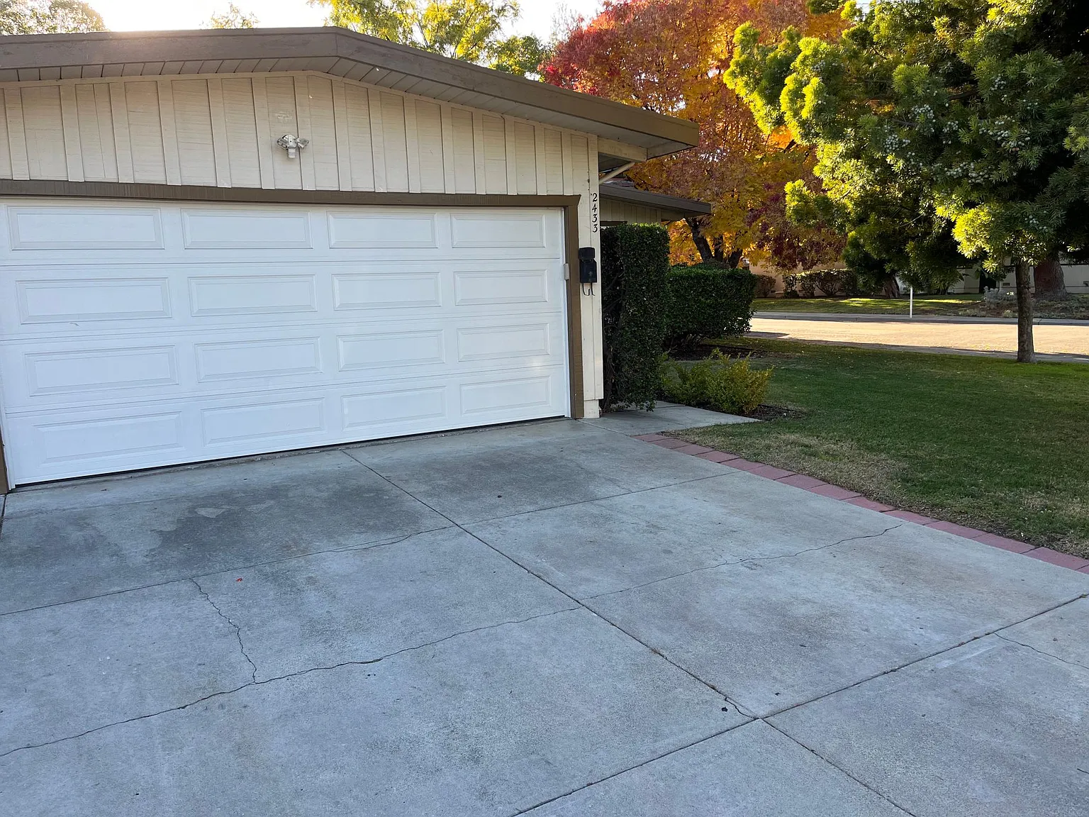 2433 Dell Ave photo 1