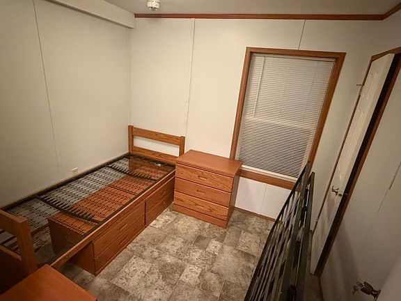 5th image of 5708 W Jackson St #B