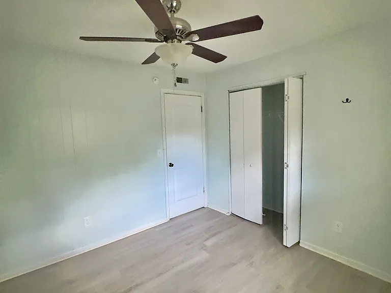 800 Miriam Ave — Photo 14