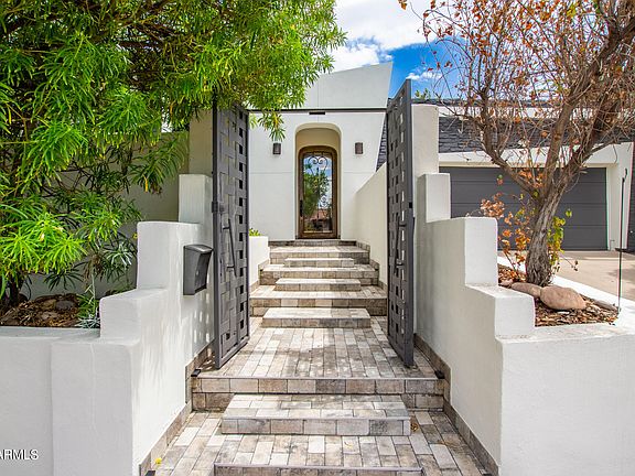 3rd image of 1064 E SANDPIPER Drive