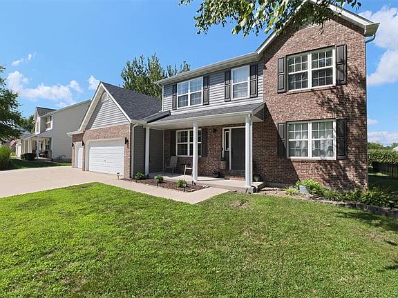 3rd image of 1122 Buran Dr
