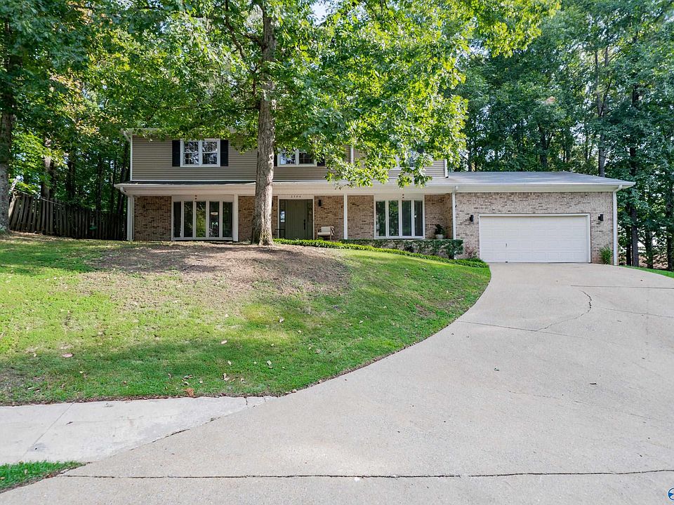 1st image of 2504 Glen Echo Cir SE