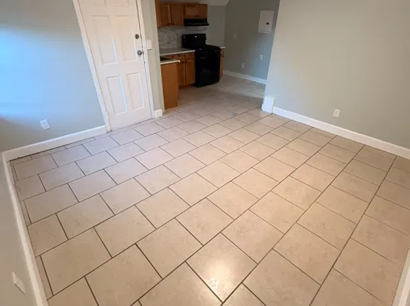 601 Elm St #3, New Haven, CT 06511