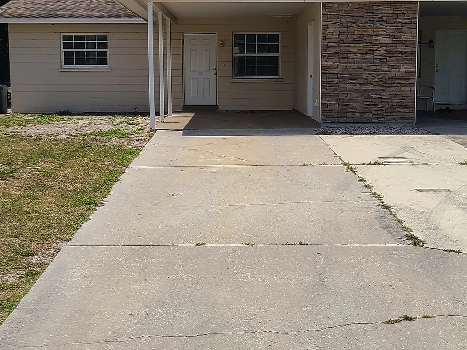 638 Briarwood Rd #638