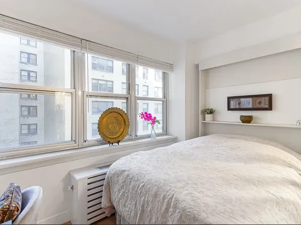 80 Park Avenue image 3 of 6