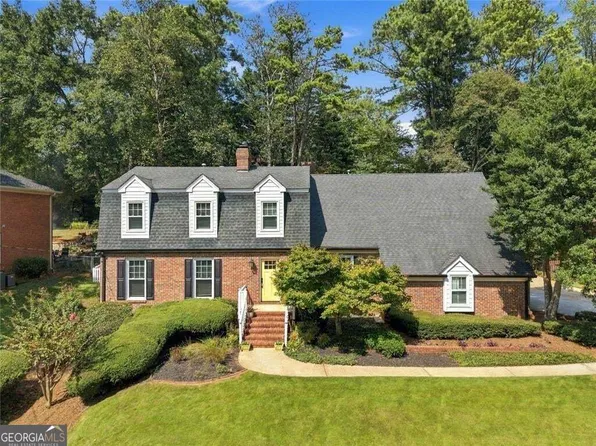 2819 Livsey Dr, Tucker, GA 30084
