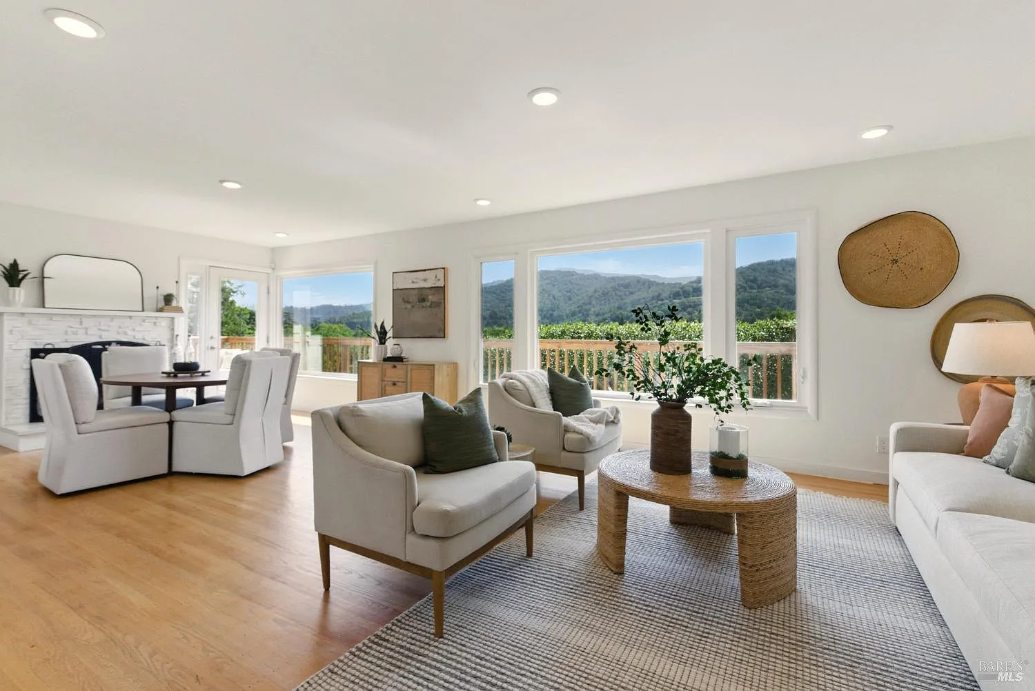 42 Ridge Road photo 1