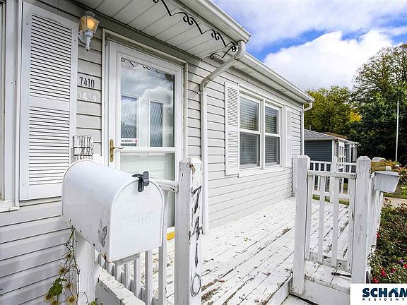 3rd image of 7410 Lillian Ave