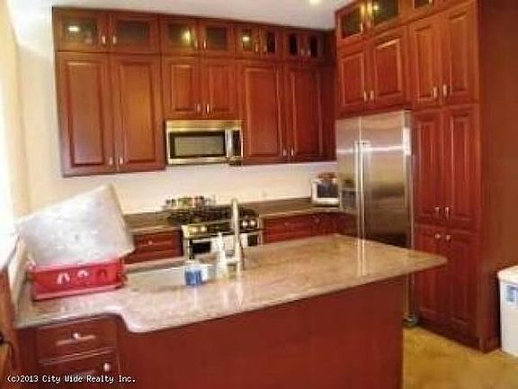 2nd image of 1217 Pine St #1A