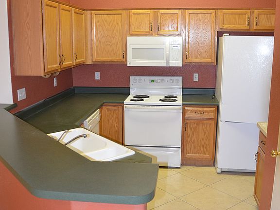 3rd image of 8083 E Sundew Dr