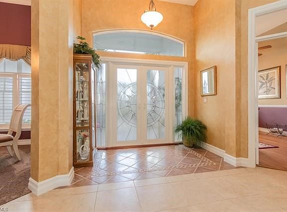 3rd image of 2217 Hampstead Ct