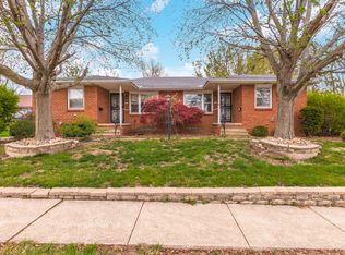 902 Jersey Ave #900, Normal, IL 61761