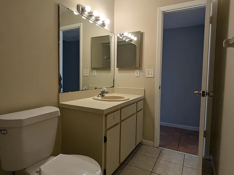 1051 Clearmont St NE #202 — Photo 13