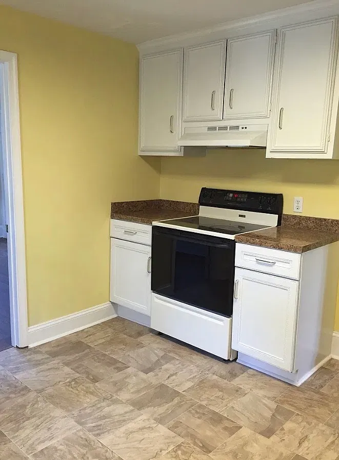 2 bed, $950 — Photo 2