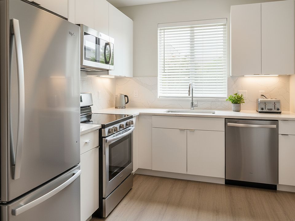 2nd image of 13570 Binnie Ln #1