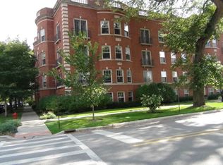 238 Lee St, Evanston, IL
