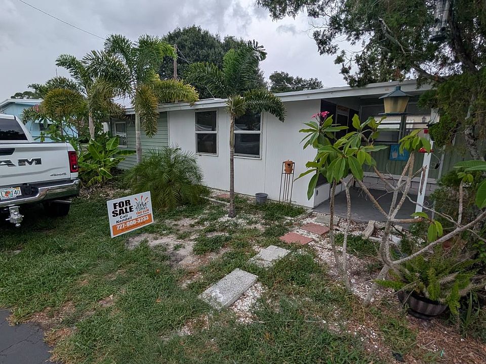 1st image of 9333 Park Blvd #3B