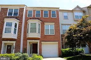 3 bed, 4.0 bath, 2184 sqft, $2,895 — Photo 1