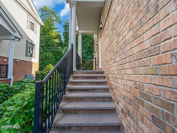 3rd image of 158 Yale Boulevard