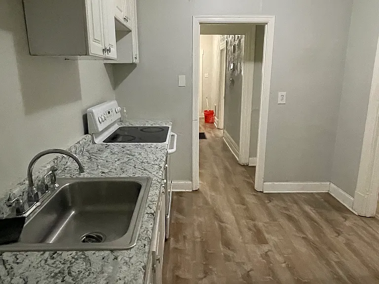 226 Lobinger Ave — Photo 12