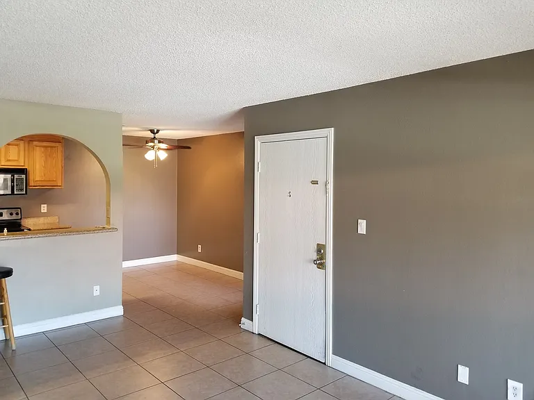 1515 E Reno Ave #A103 — Photo 7
